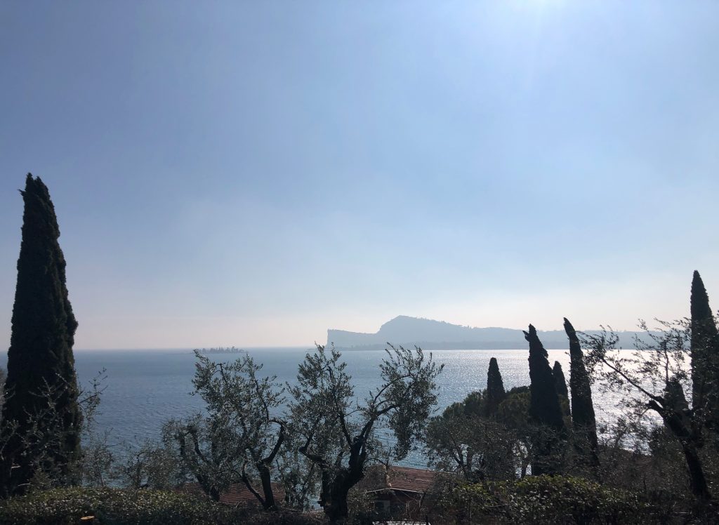 Ausblick von San Felice auf den Rocca