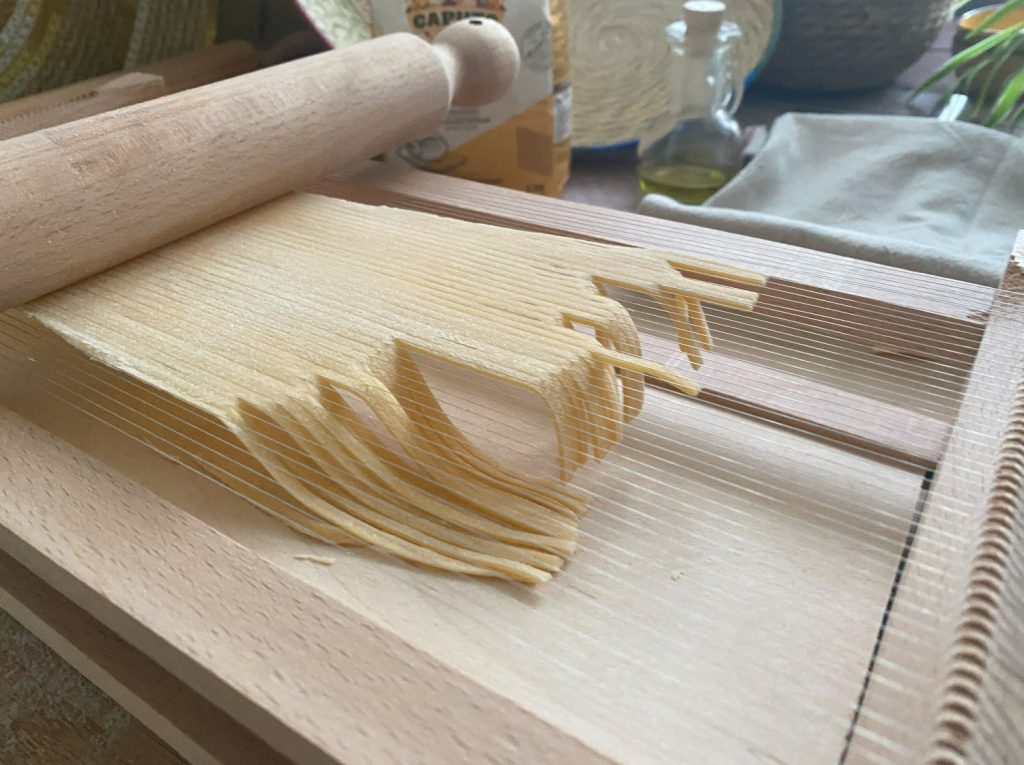 Spaghetti alla chitarra con crema di zucchine