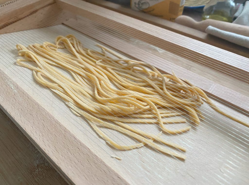 Spaghetti alla chitarra con crema di zucchine