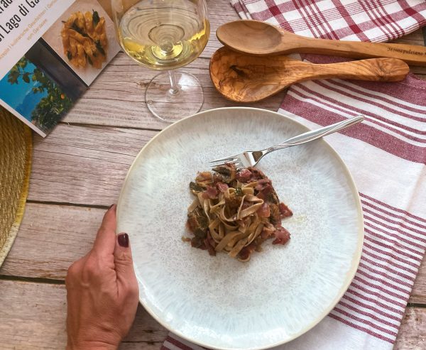 Buchweizen-Tagliatelle mit Steinpilzen und Speck fraufritzsche