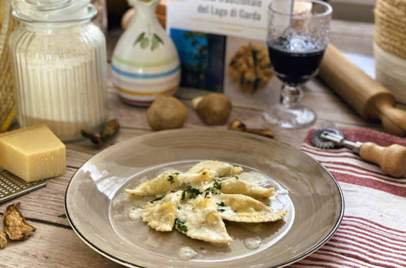 Rezept: Ravioli gefüllt mit Steinpilzen oder Kräuterseitlingen