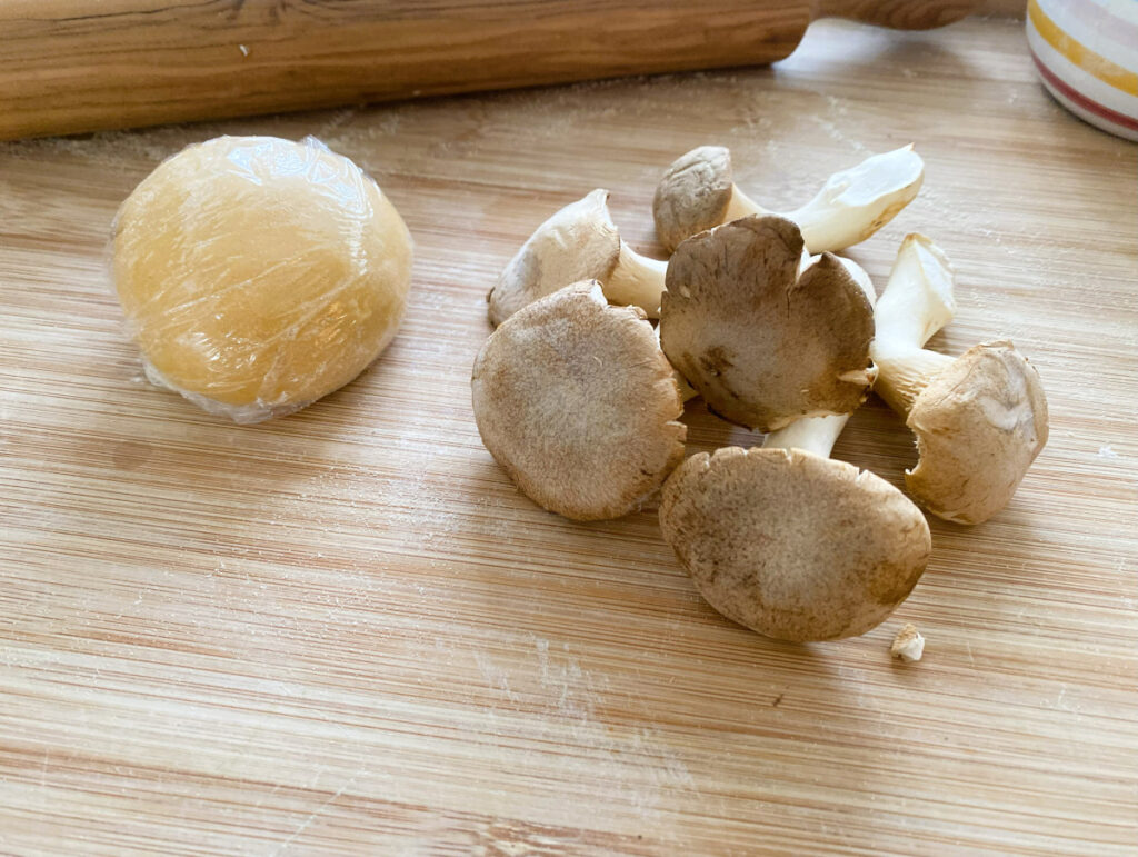 Ravioli gefüllt mit Steinpilzen oder Kräuterseitlingen