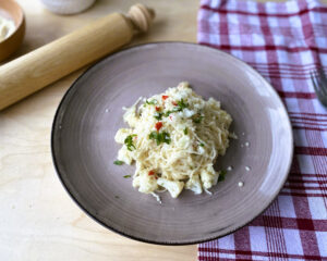 Spaghetti Blumenkop-Parmesan-Sugo